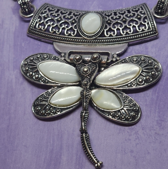 Mother of Pearl Dragonfly Large Statment Necklace Silver Tone - Picture 3 of 8
